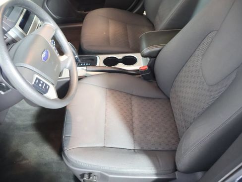 Used 2011 Ford Fusion SE FWD image 25