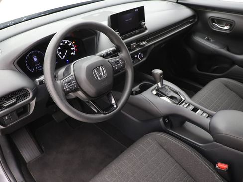 Used 2025 Honda HR-V LX image 13