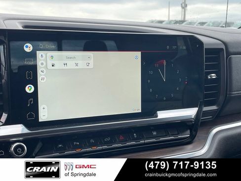 Used 2022 GMC Sierra 1500 SLT w/ SLT Premium Plus Package AWD/4WD image 16
