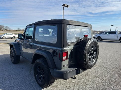 Used 2021 Jeep Wrangler Sport image 7