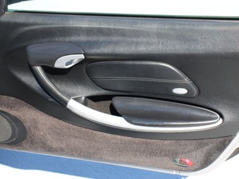 Used 2004 Porsche Boxster S image 14