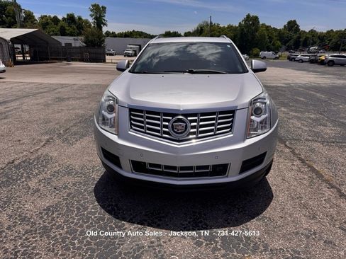 Used 2015 Cadillac SRX Luxury FWD image 3