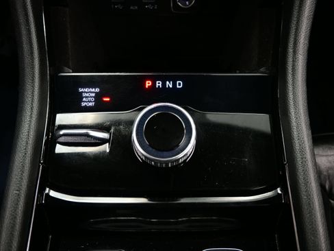 Used 2021 Jeep Grand Cherokee L Limited AWD/4WD image 24