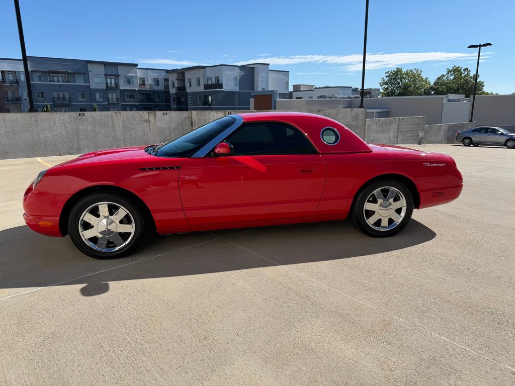 Used 2002 Ford Thunderbird RWD image 4