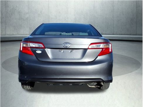 Used 2013 Toyota Camry LE image 7
