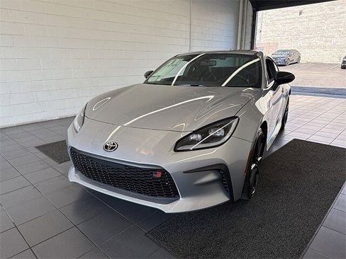 New 2026 Toyota GR86 Premium image 3