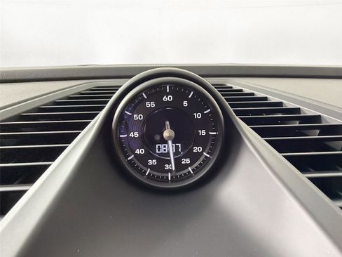 Used 2026 Porsche Macan 4 Electric AWD/4WD image 24