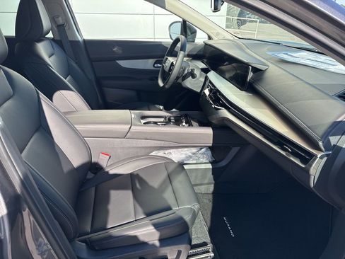 New 2025 Nissan Murano SL AWD/4WD image 11