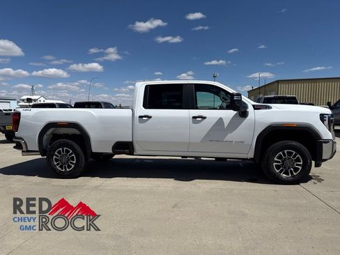 New 2026 GMC Sierra 3500 Pro AWD/4WD image 4