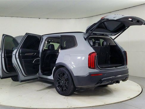 Used 2022 Kia Telluride EX w/ EX Premium Package image 11