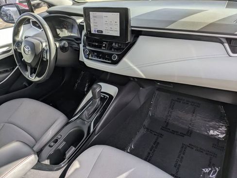 Used 2024 Toyota Corolla SE image 33