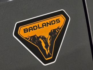 New 2025 Ford Bronco Badlands AWD/4WD video 3