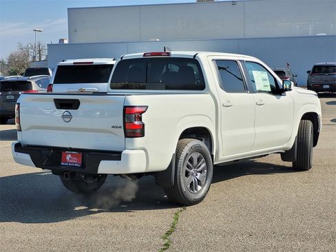 New 2026 Nissan Frontier SV w/ Tow Package image 4