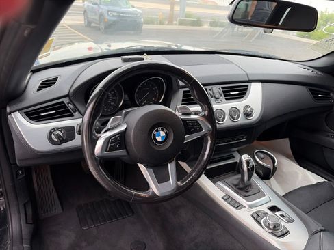 Used 2011 BMW Z4 sDrive35i RWD image 10
