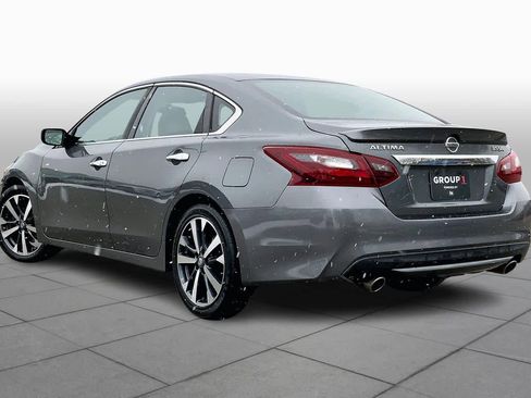 Used 2017 Nissan Altima 3.5 SR image 12