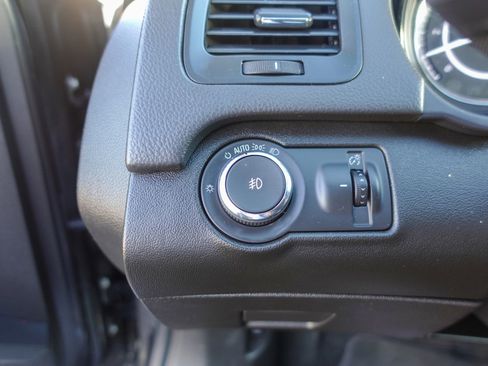 Used 2017 Buick Regal Premium w/ Driver Confidence Package #1 image 12