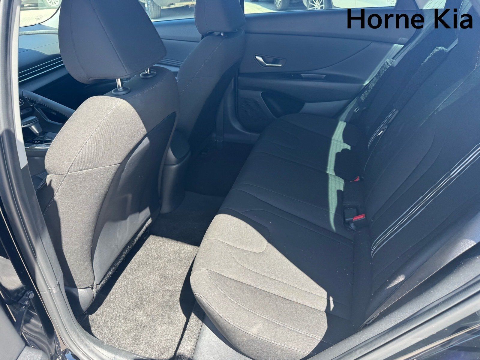 Used 2023 Hyundai Elantra SEL w/ Convenience Package FWD image 12