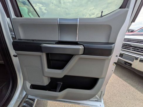 Used 2018 Ford F150 XLT w/ Equipment Group 301A Mid AWD/4WD image 28