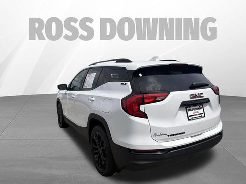 Used 2021 GMC Terrain SLE w/ Driver Convenience Package FWD image 6