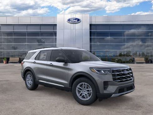 New 2025 Ford Explorer Active AWD/4WD image 7