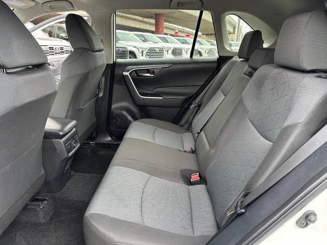Certified 2025 Toyota RAV4 XLE AWD/4WD image 26