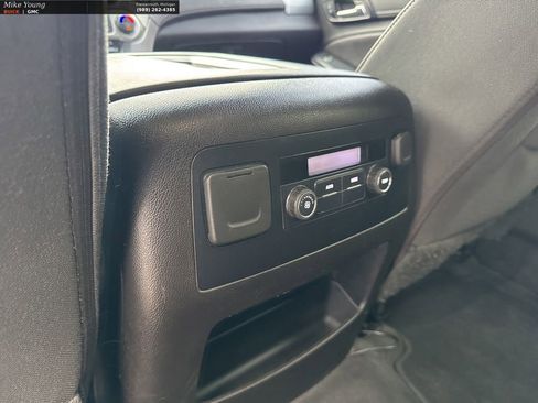Used 2019 GMC Yukon SLE image 35