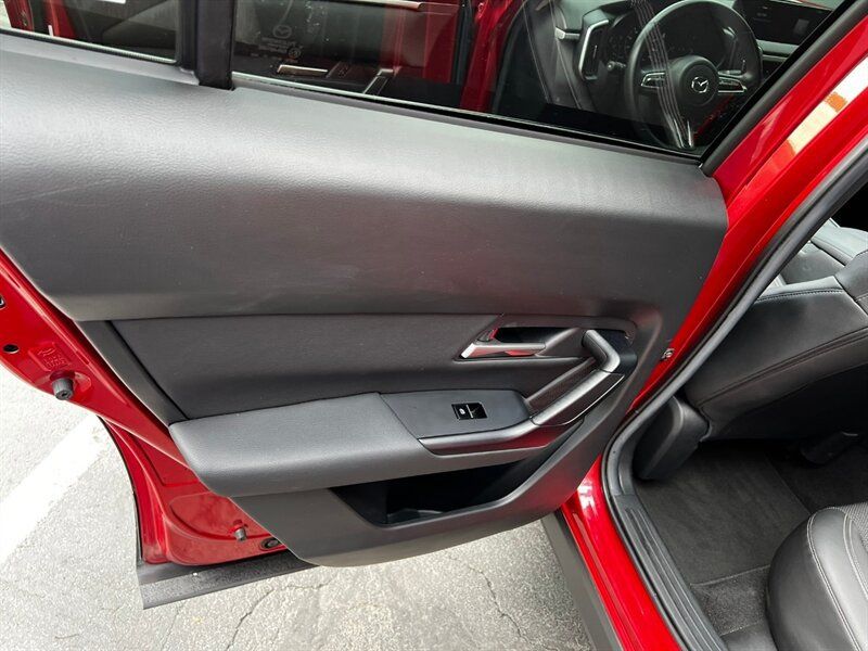 Used 2025 MAZDA CX-50 AWD 2.5 S w/ Premium Package image 22