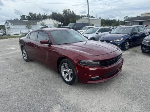 Used 2018 Dodge Charger SXT Plus RWD image 13