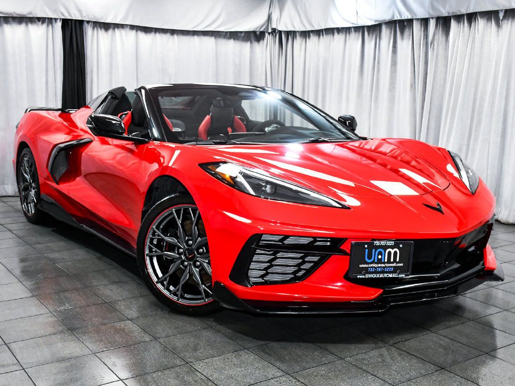 Used 2024 Chevrolet Corvette Stingray Premium Conv w/ Z51 Performance Package RWD image 3