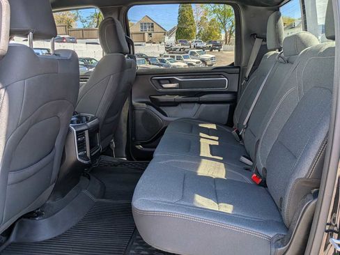 Used 2022 RAM 1500 Big Horn AWD/4WD image 14