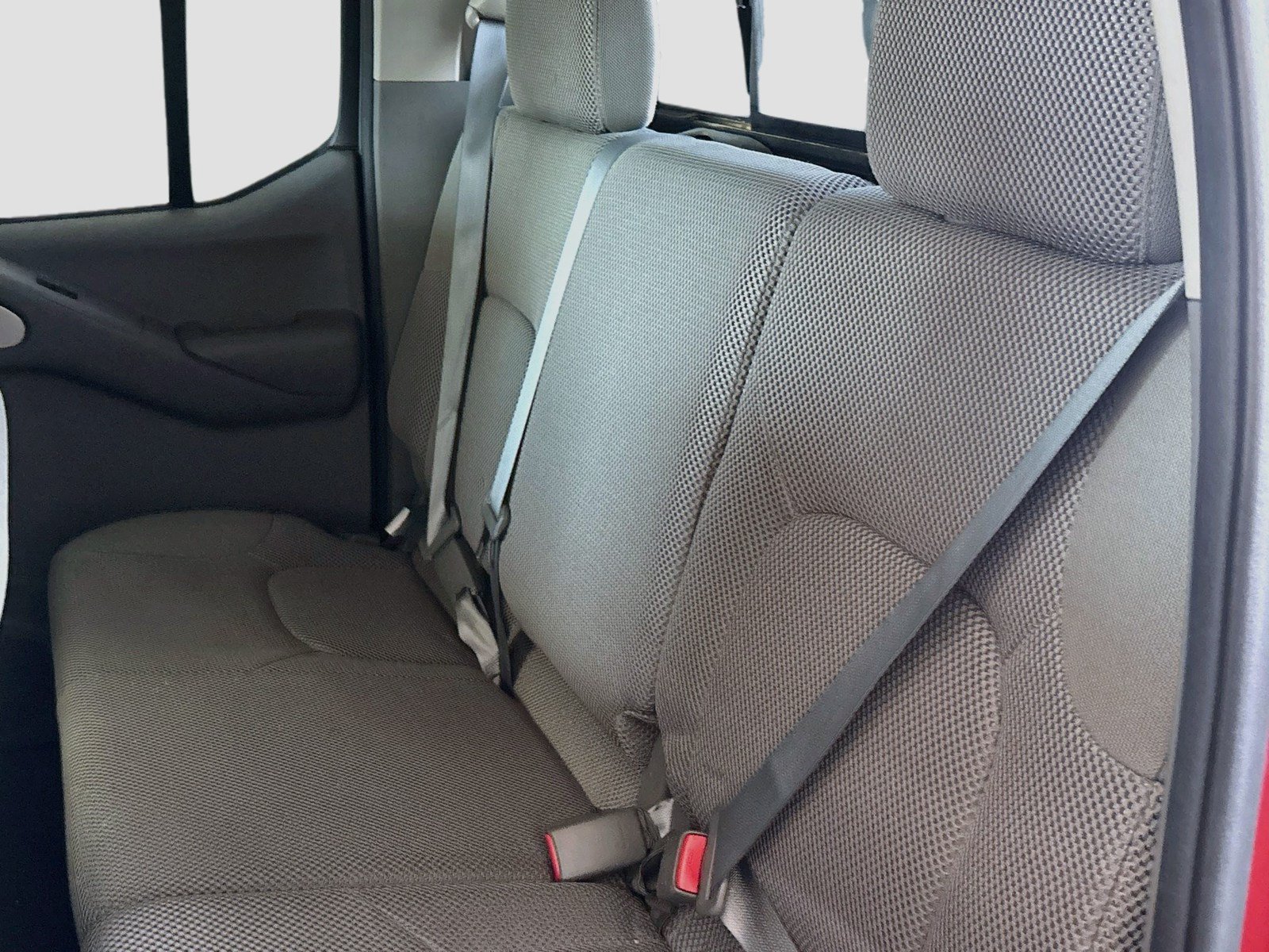 Used 2016 Nissan Frontier SV RWD image 15