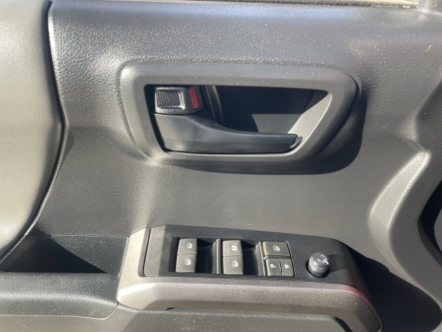 Used 2022 Toyota Tacoma SR5 w/ Black Out Package (TMS) RWD image 20