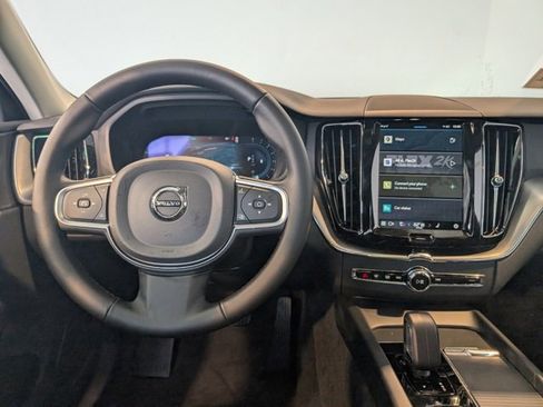 Used 2025 Volvo XC60 B5 Core w/ Protection Package Premier image 14