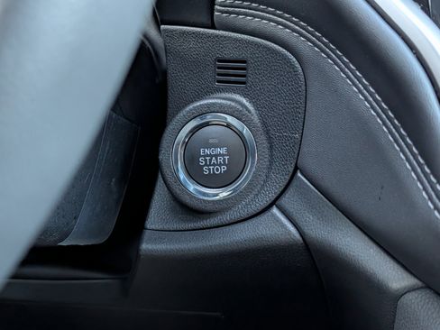 Used 2025 Subaru Outback Premium image 30