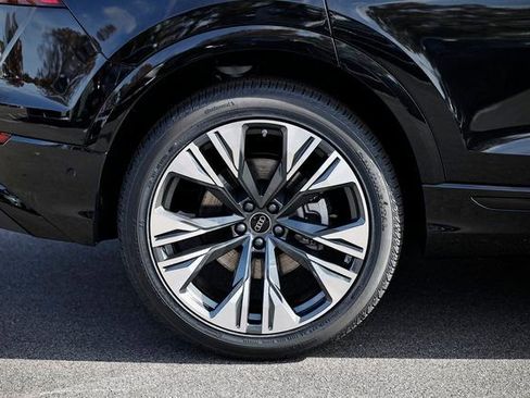 New 2026 Audi Q8 Premium Plus AWD/4WD image 8