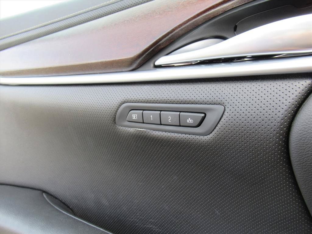 Used 2019 Cadillac XTS Luxury FWD image 25