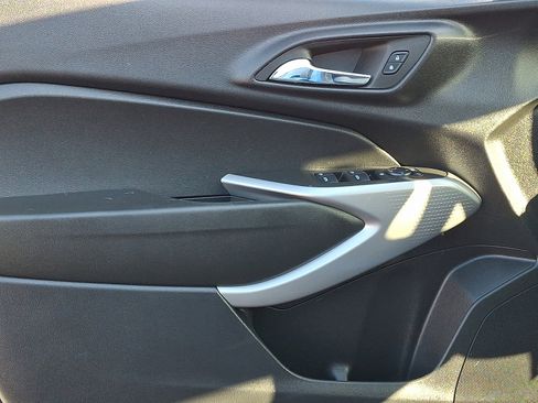 Certified 2024 Chevrolet Trax RS image 13