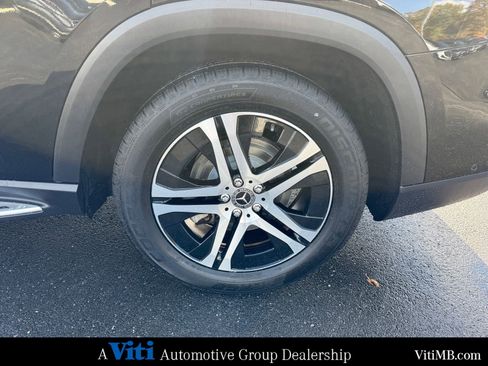Used 2022 Mercedes-Benz GLS 450 4MATIC image 12