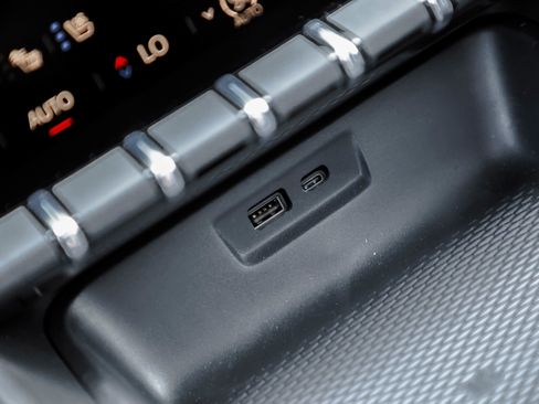 New 2026 GMC Terrain AT4 w/ Convenience Package III image 38