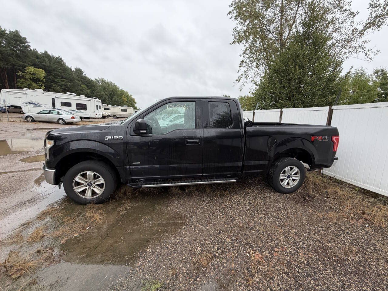 Used 2015 Ford F150 XLT w/ Equipment Group 301A Mid AWD/4WD image 2