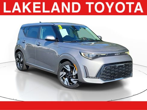 Used 2023 Kia Soul GT-Line w/ GT-Line Technology Package FWD image 1