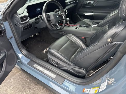 Used 2024 Ford Mustang GT Premium RWD image 16
