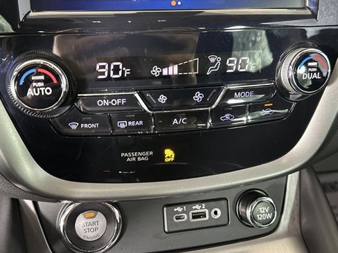 Certified 2024 Nissan Murano SL image 25