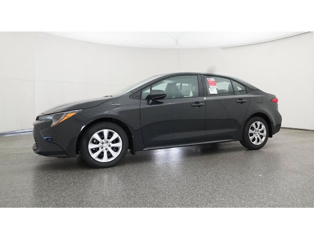Used 2025 Toyota Corolla LE FWD image 24