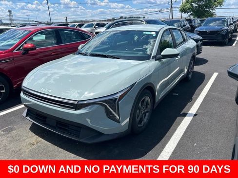 Used 2025 Kia K4 FWD image 1