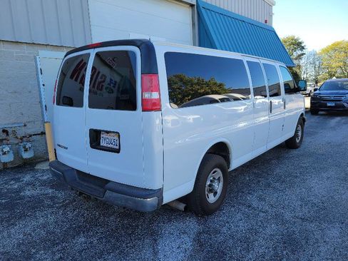 Used 2017 Chevrolet Express 3500 LT w/ LT Preferred Equipment Group image 23
