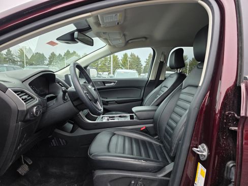 Certified 2022 Ford Edge SEL w/ Convenience Package image 18
