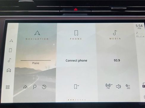 Used 2023 Land Rover Range Rover SE image 46