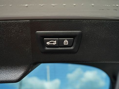 Used 2018 BMW X6 M w/ Executive Package image 32