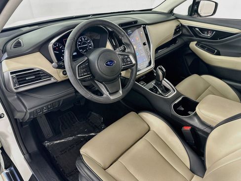 Used 2023 Subaru Outback Limited AWD/4WD image 9